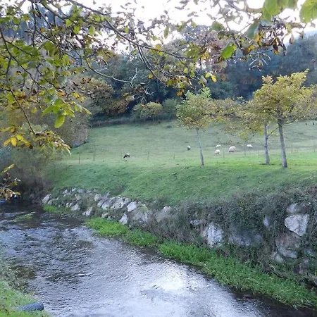 En Cantabria, Apartment *