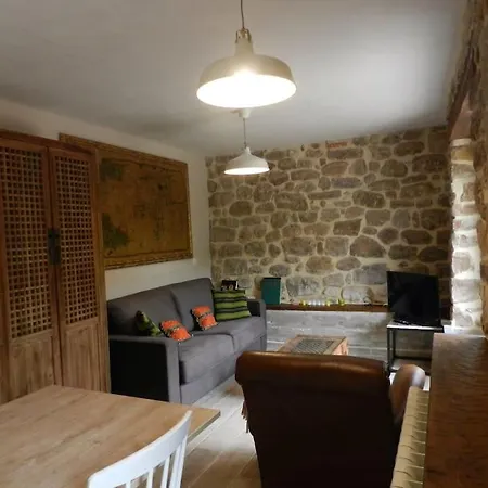 Apartment En Cantabria, *
