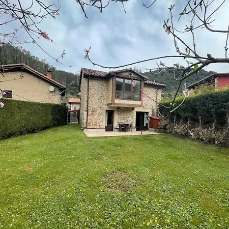 En Cantabria, Apartment *