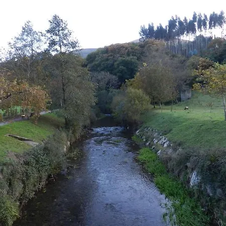 En Cantabria, Apartment *
